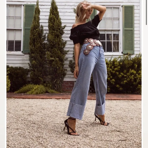 NWT Q2 Straight Leg Womens Cuffed Jean - size 10 - Picture 11 of 14